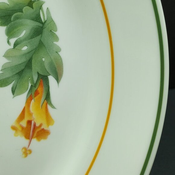 Corelle Hummingbird Dinner Plates Flowers Leaves Green Gold Bands - Picture 4 of 6